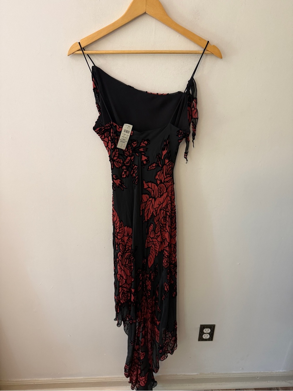 Y2K Vintage Cache Black Dress with Rust Floral Print and Asymmetrical Hem - Picture 3 of 5